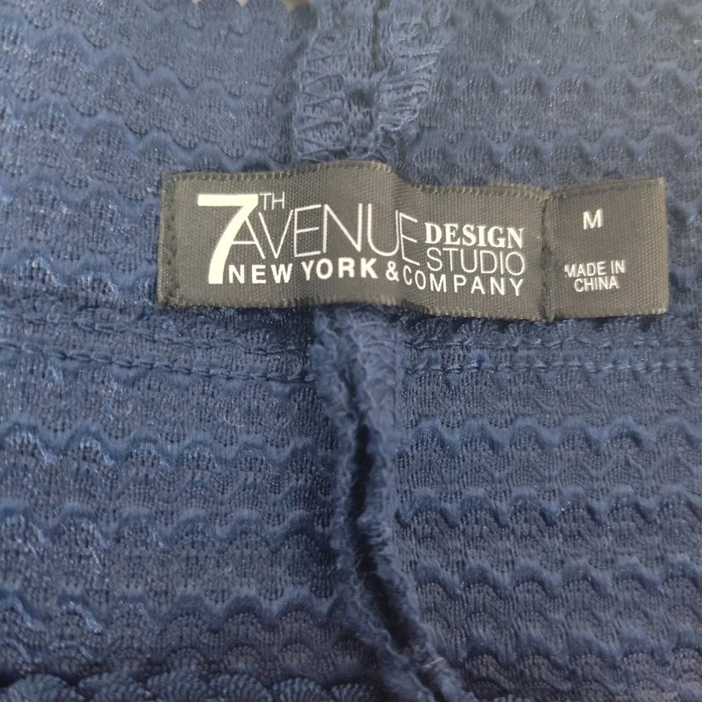 New York & Company 7th Avenue Navy Blue Textured Pleated A-Line Skirt Medium